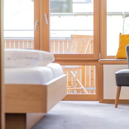 Juenmi 3* סיליאן